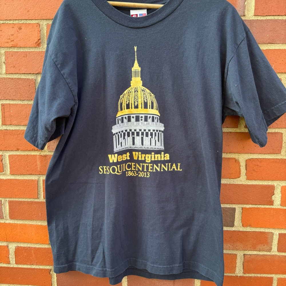 West Virginia WV Sesquicentennial 150th Gold Dome Shirt 2013 Bayside USA Large